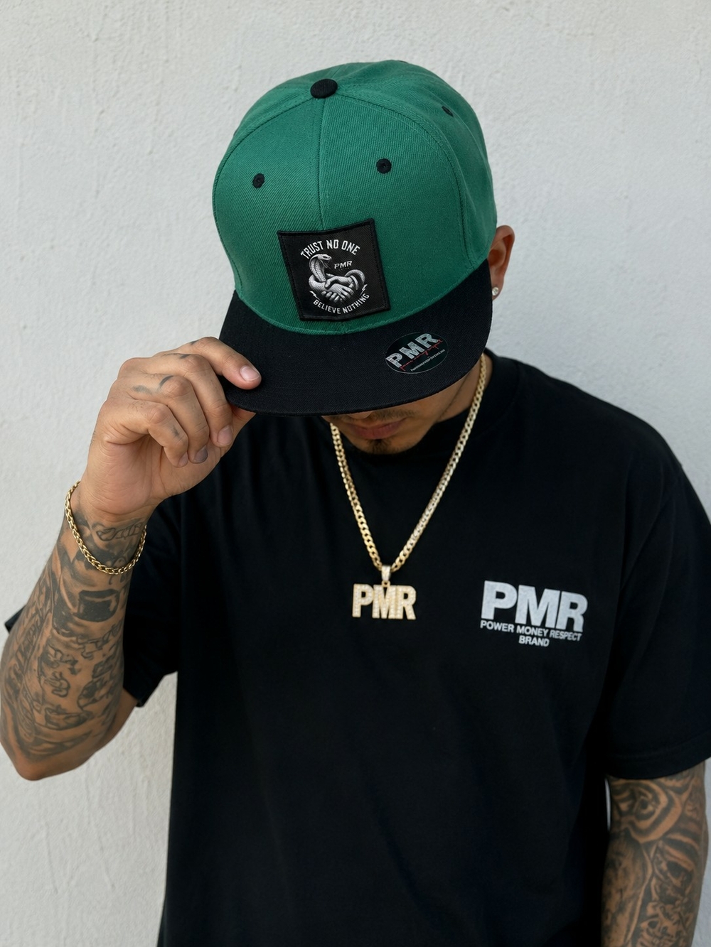 Two-Tone Green and Black Snapback Hat Trust No One Belive Nothing 710 Bg Pmr Bra